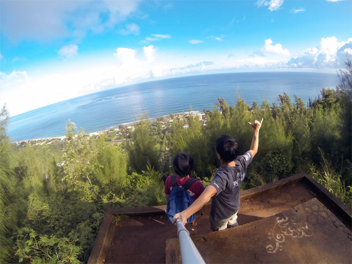 Hiking Ehukai Bunkers (Pillboxes)