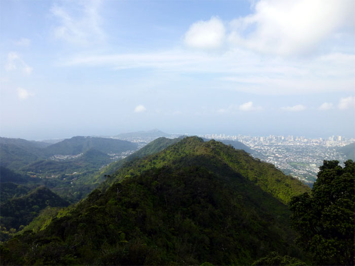 Hiking Kolowalu Trail to Olympus to Manoa Middle