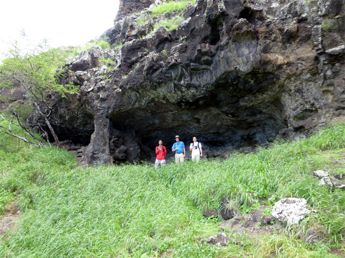 Upper Makua Cave
