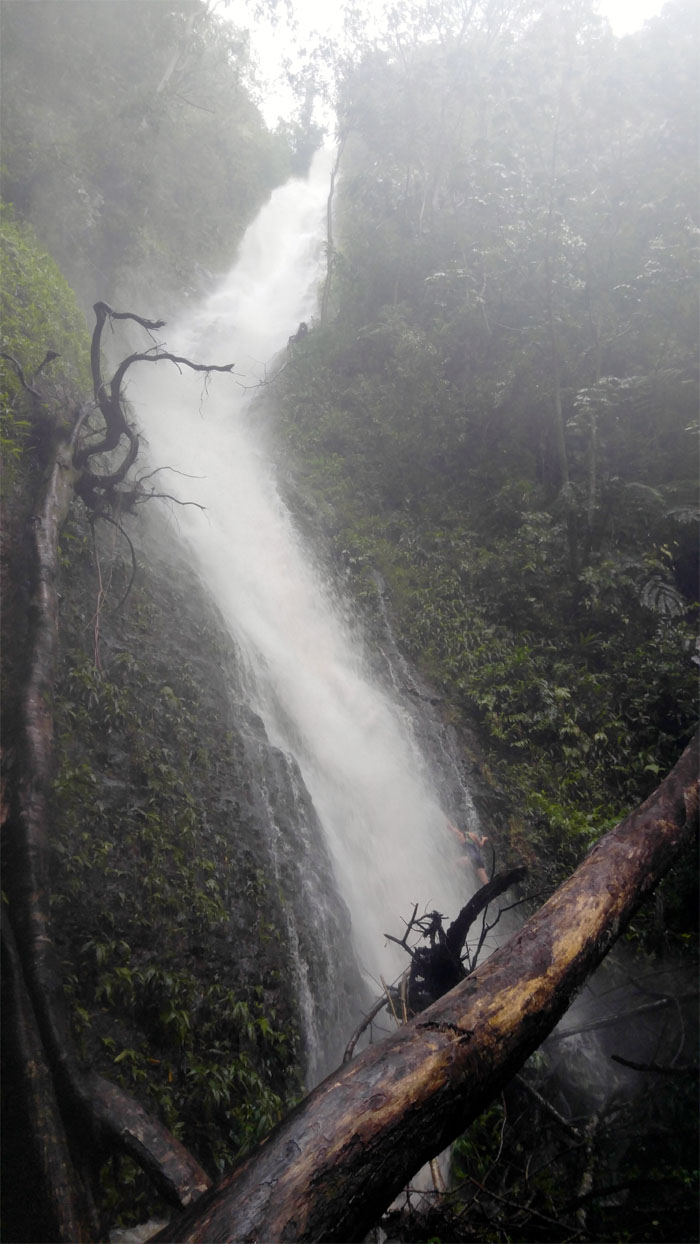 Kahuwaiiki Falls