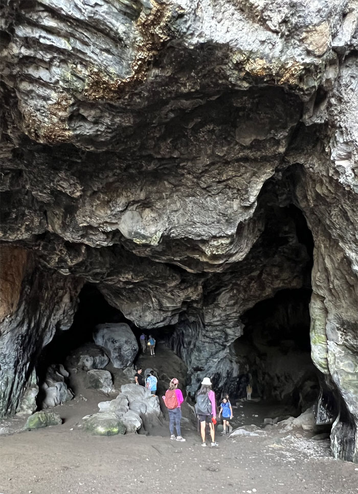 Kaneana Cave