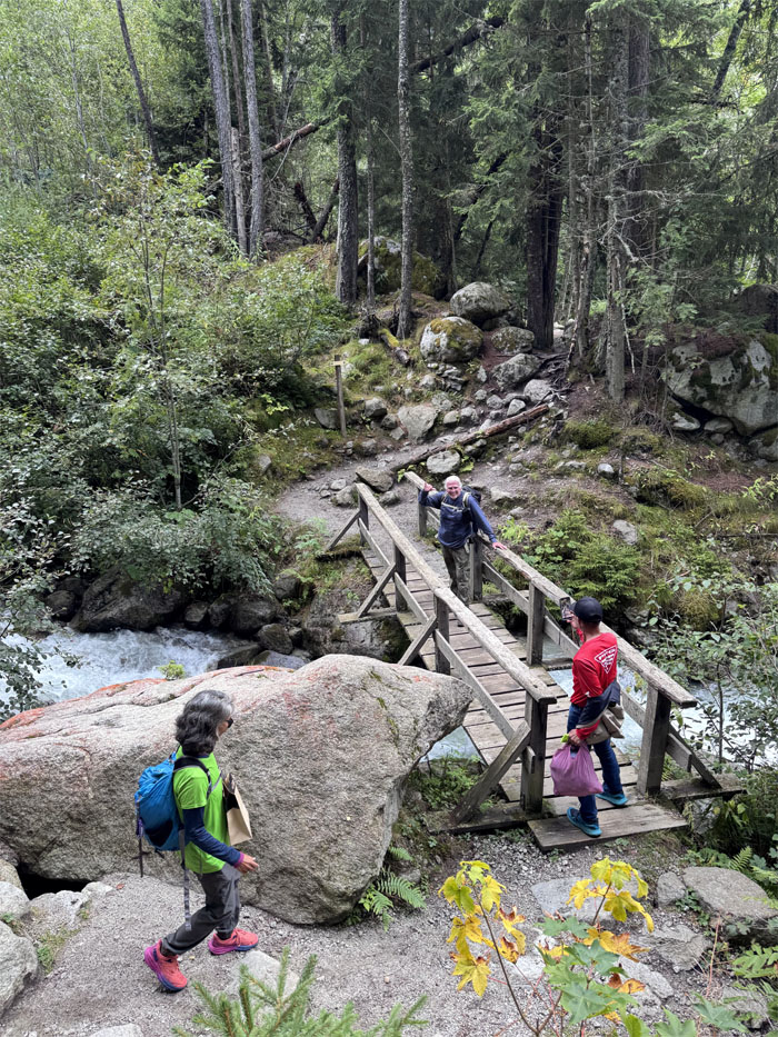 Cascade du Dard Trail