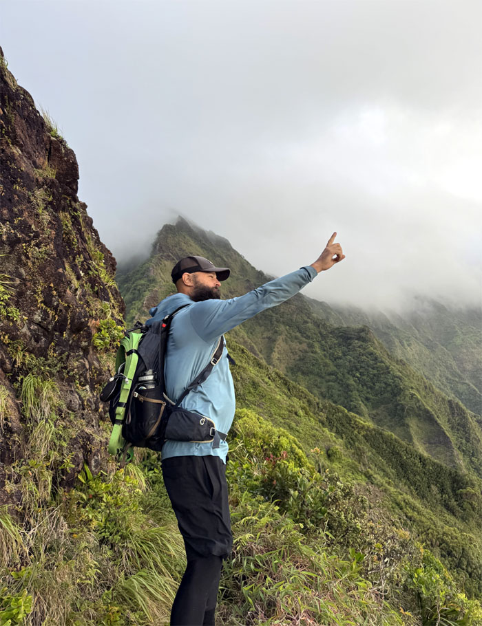 Hiking Hahaione Pyramid to Kamehame Road