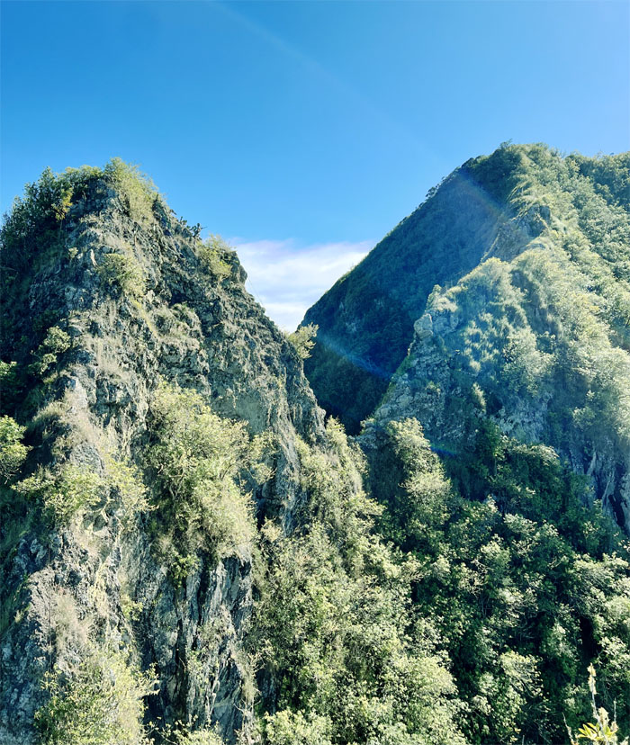 Hiking Kolekole Pass to Kaua